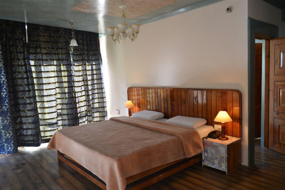 Hotel Manali Mahal Kültér fotó