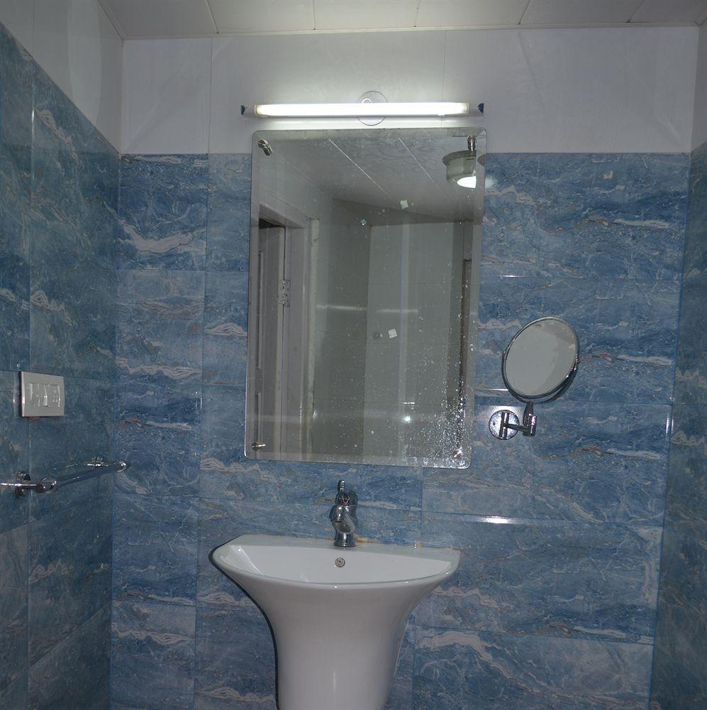 Hotel Manali Mahal Kültér fotó