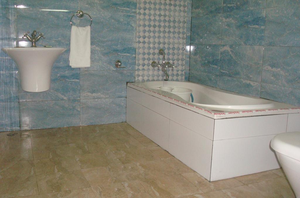 Hotel Manali Mahal Szoba fotó