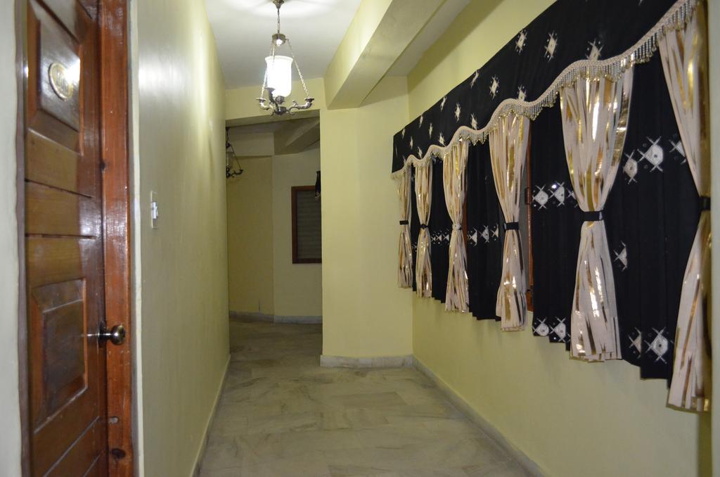 Hotel Manali Mahal Kültér fotó
